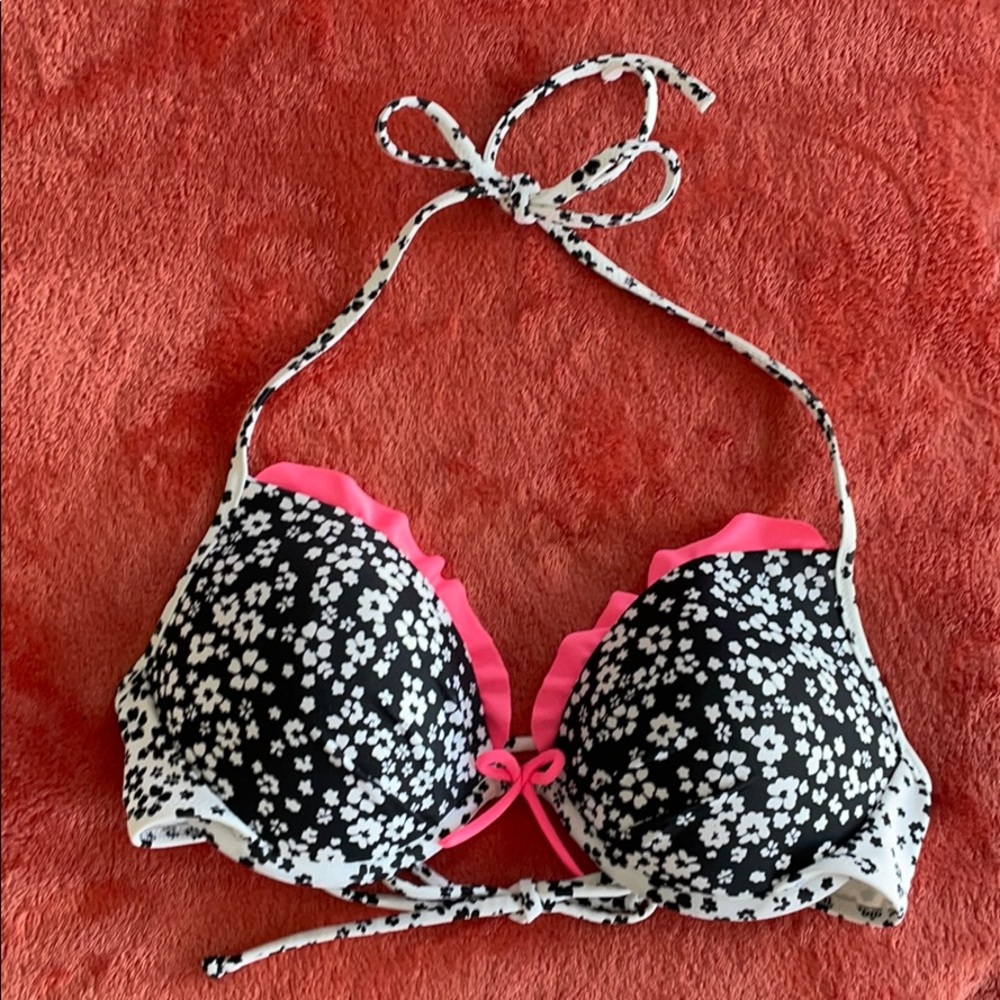 Victoria’s Secret Black & White Bikini Top 34 C